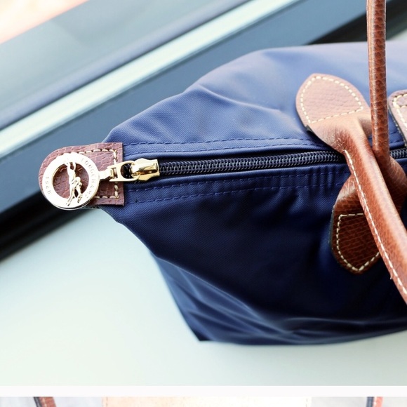 LONGCHAMP | Medium Long Handle Tote - Picture 2 of 7